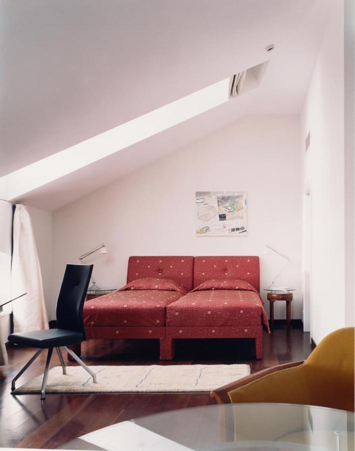 Hotel Greif, A Member Of Design Hotels โบลซาโน ภายนอก รูปภาพ