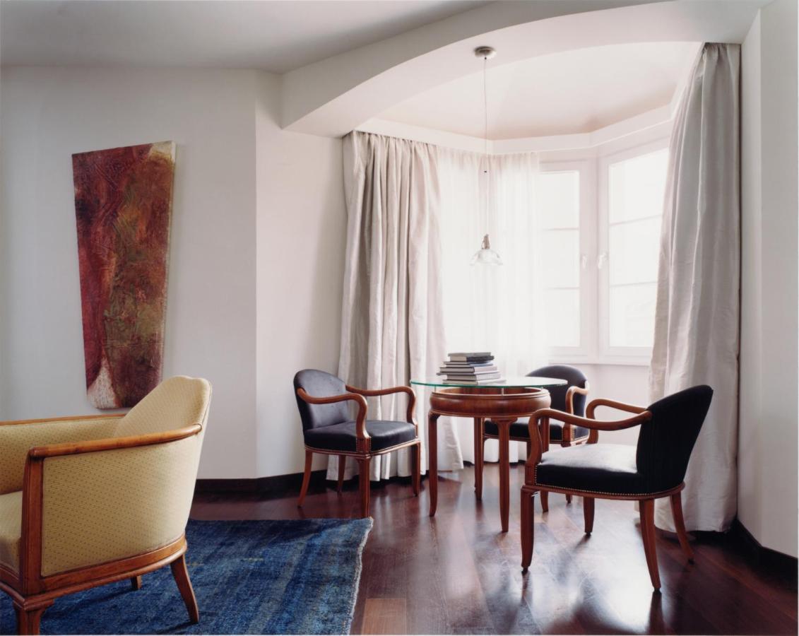 Hotel Greif, A Member Of Design Hotels โบลซาโน ภายนอก รูปภาพ