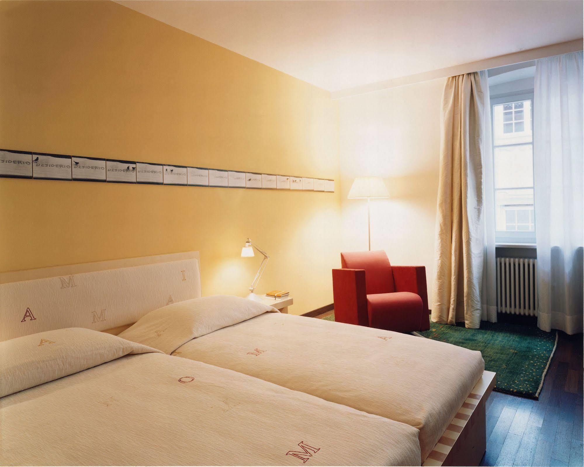Hotel Greif, A Member Of Design Hotels โบลซาโน ภายนอก รูปภาพ