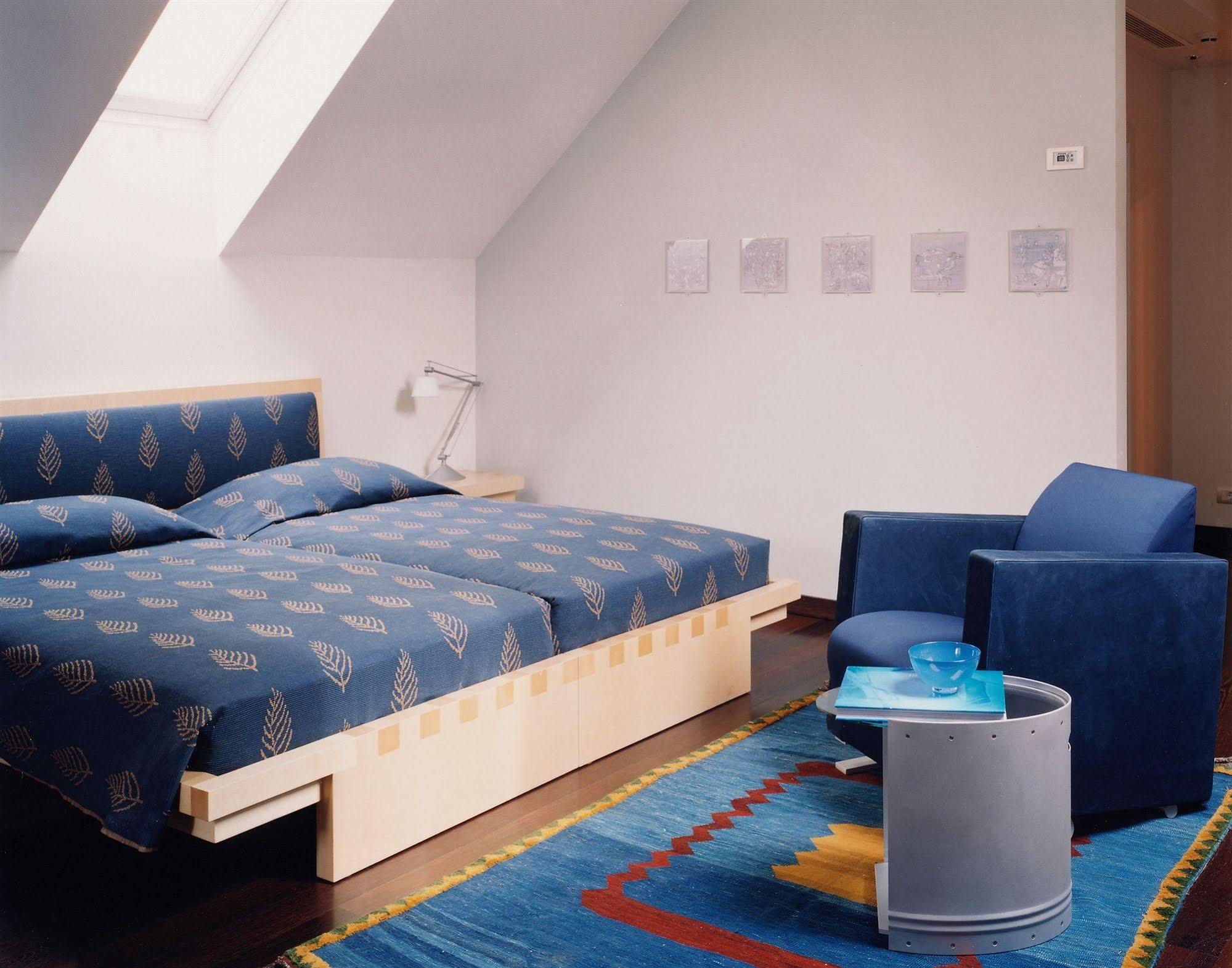 Hotel Greif, A Member Of Design Hotels โบลซาโน ภายนอก รูปภาพ
