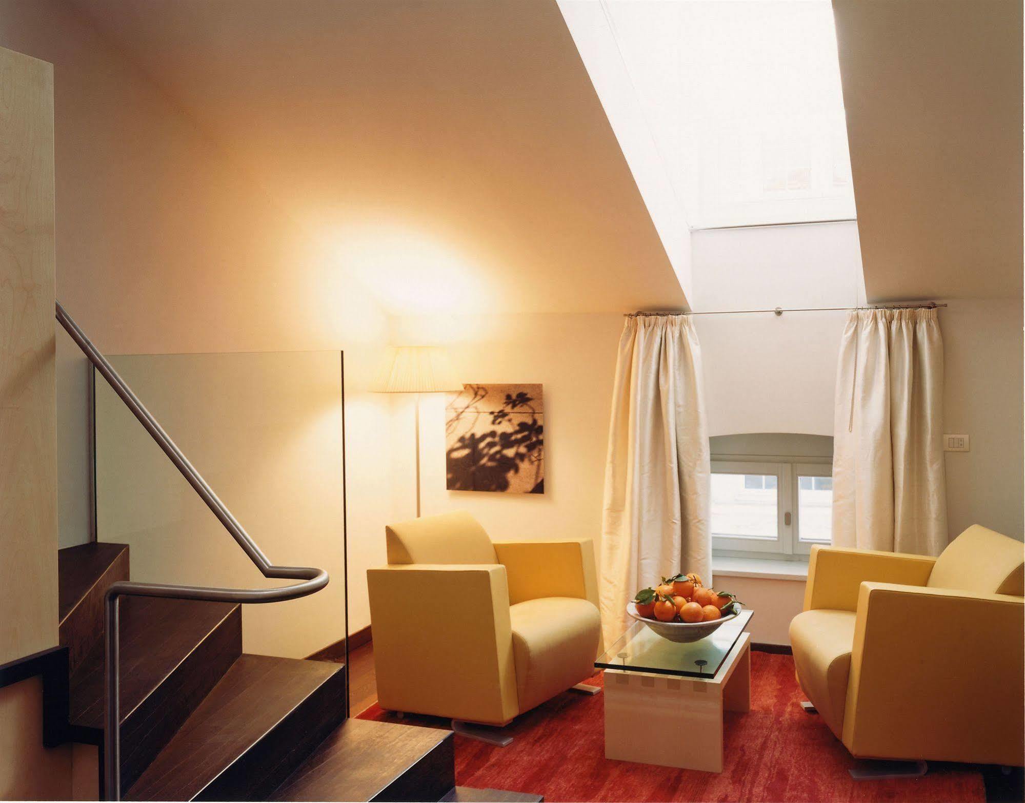 Hotel Greif, A Member Of Design Hotels โบลซาโน ภายนอก รูปภาพ